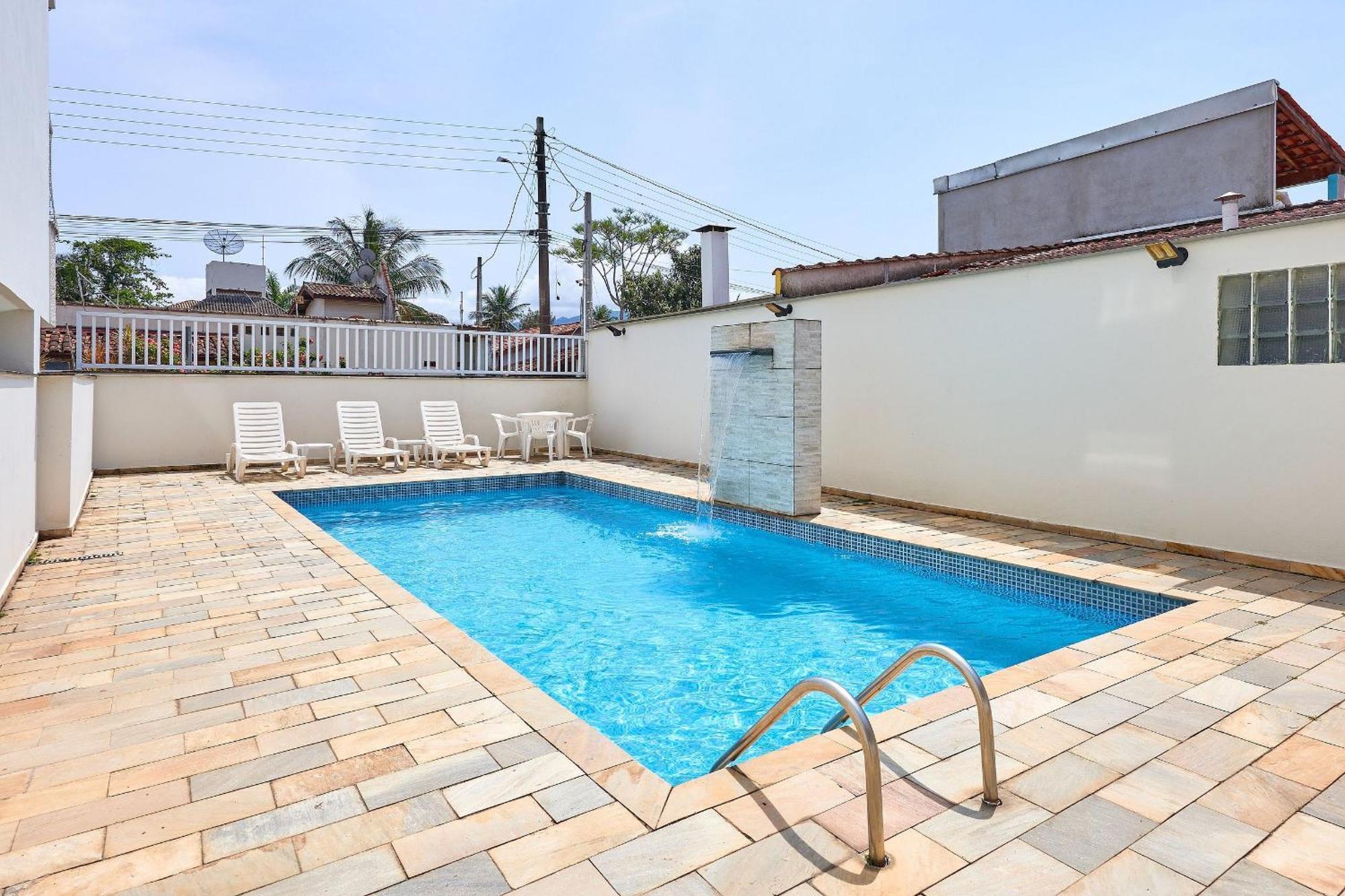 Apartamento Af11: Perto Praias E Comercio, Piscina, Ar, Wi-fi, Varanda Gourmet